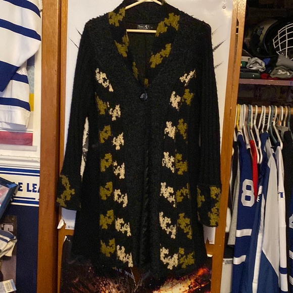 Women’s Tivoli Sweater Coat Made in Ireland - Picture 1 of 6